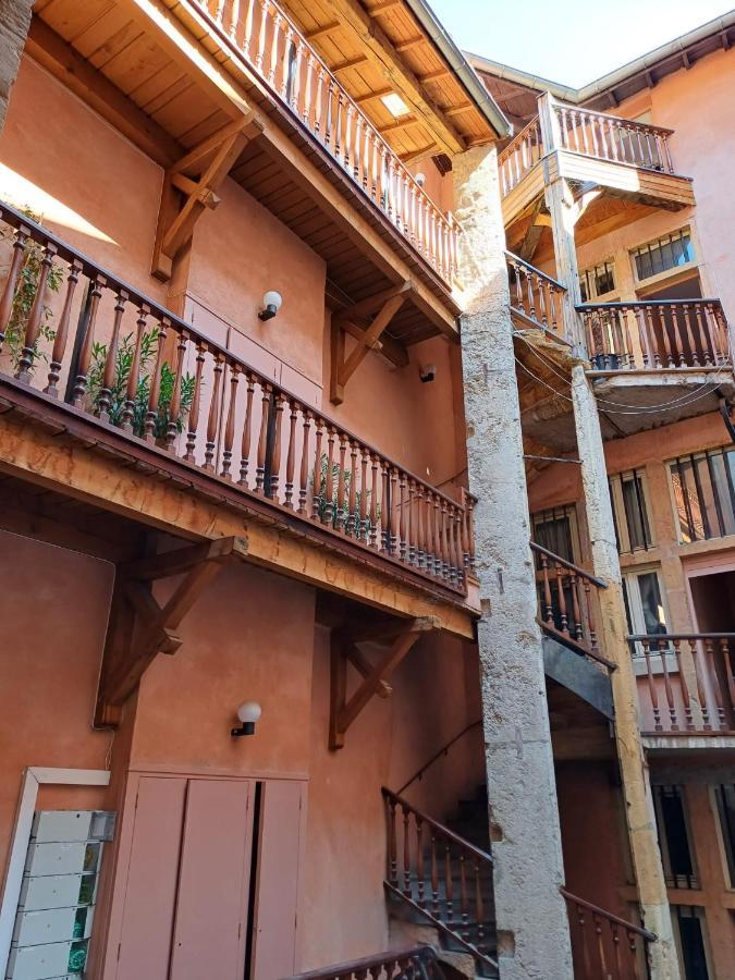 Appartement Old Town - Vieux Lyon -50 M2 Flat Extérieur photo